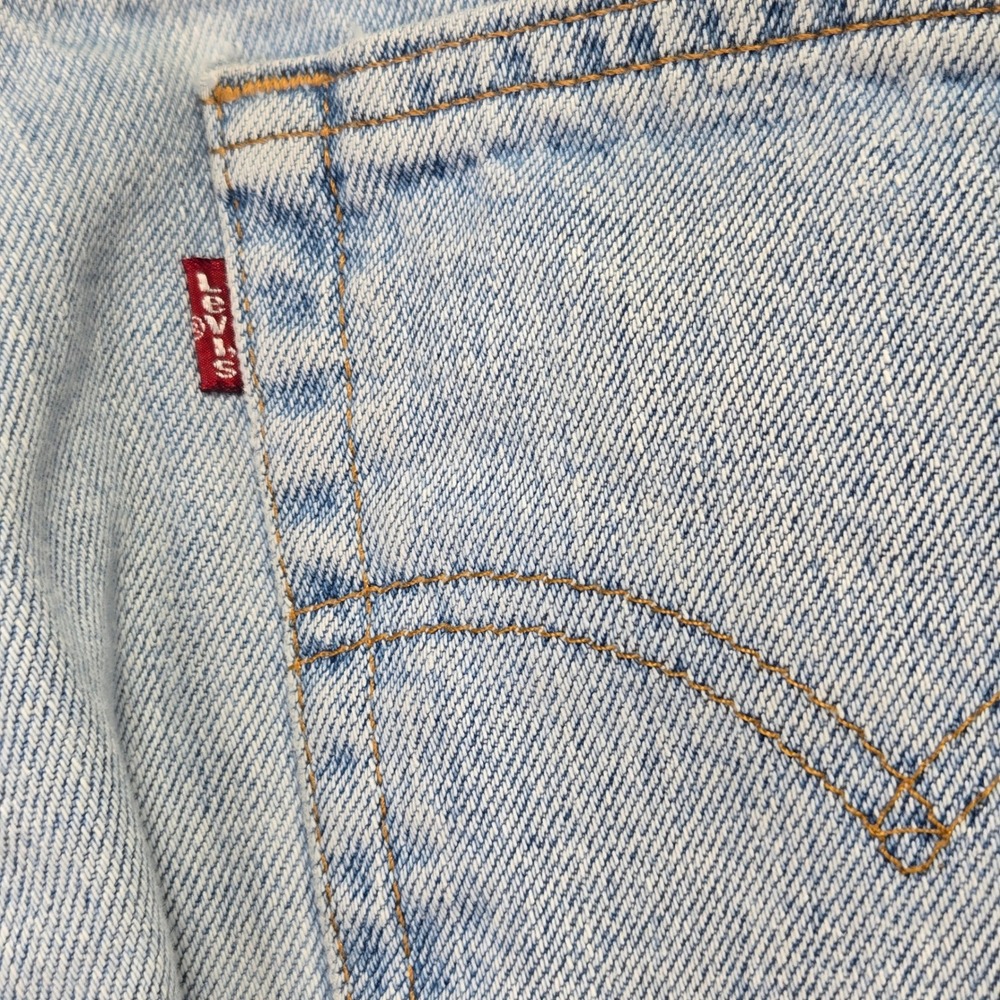 Vintage 90s Levis 560 Loose Fit Tapered Leg Jeans Men 36x30 Light Wash Denim USA - Picture 5 of 16